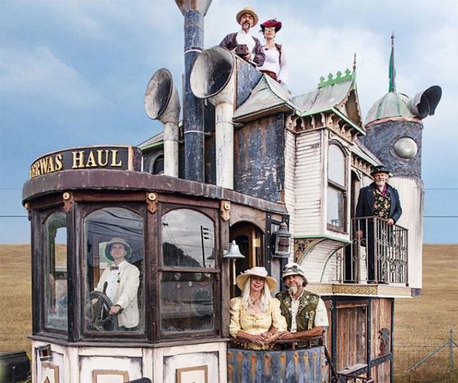 18 Most Amazing Mini Houses You May Want To Live In