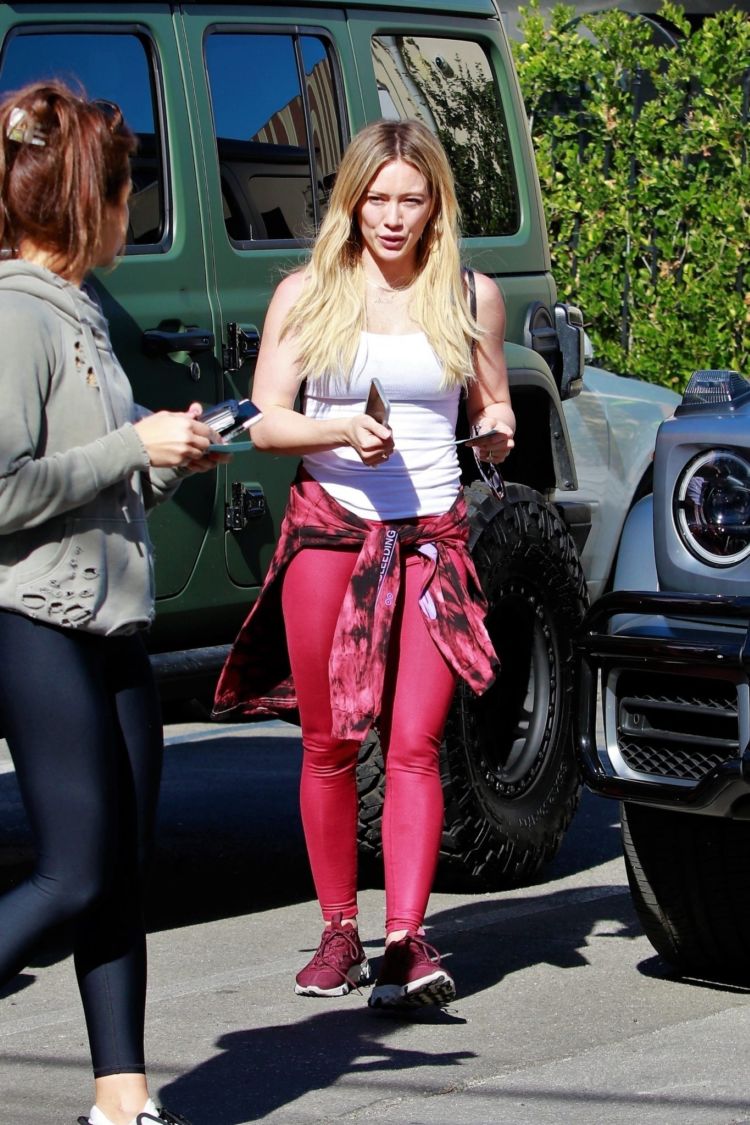 Stunning Hilary Duff Heading Out For Lunch In Los Angeles