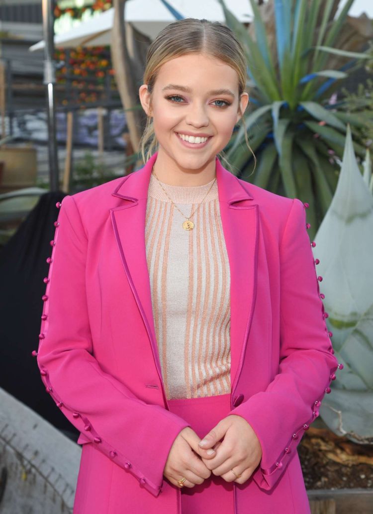 Pretty Jade Pettyjohn In Pink Outfit At #BlogHer20 Health At Rolling Greens In Los Angeles