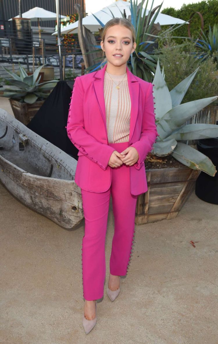 Pretty Jade Pettyjohn In Pink Outfit At #BlogHer20 Health At Rolling Greens In Los Angeles