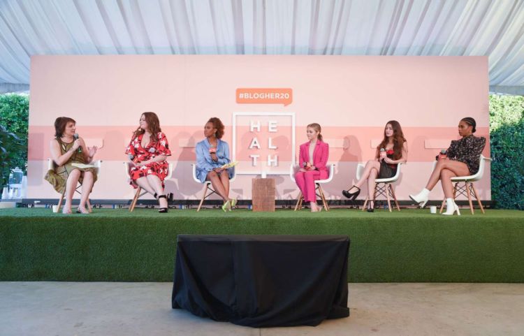 Pretty Jade Pettyjohn In Pink Outfit At #BlogHer20 Health At Rolling Greens In Los Angeles