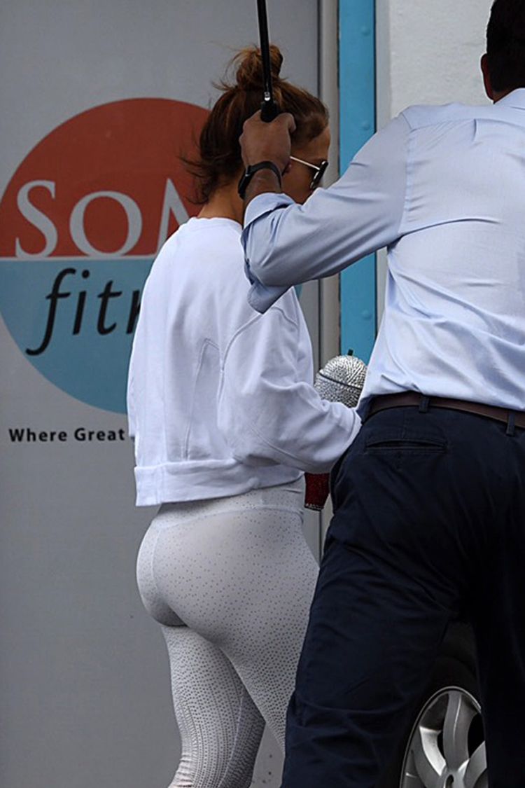 Jennifer Lopez Candids In White Tights While Arriving At The Gym