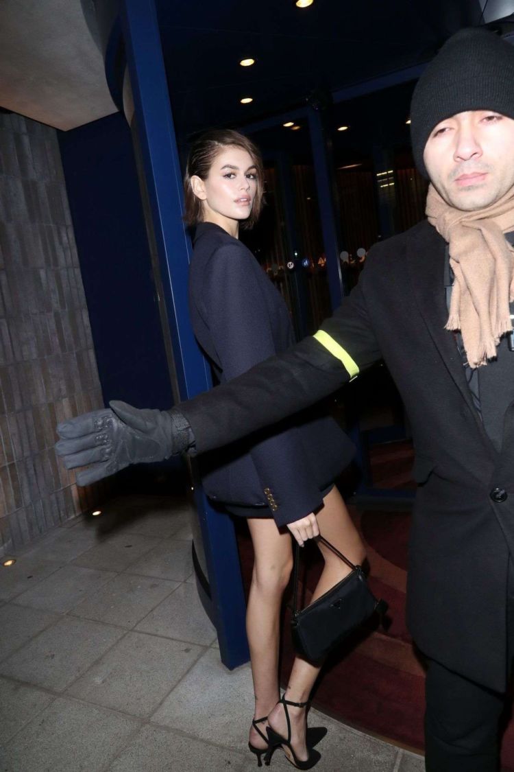 Kaia Gerber Candids While Arriving At The LOVE Magazine LFW Party