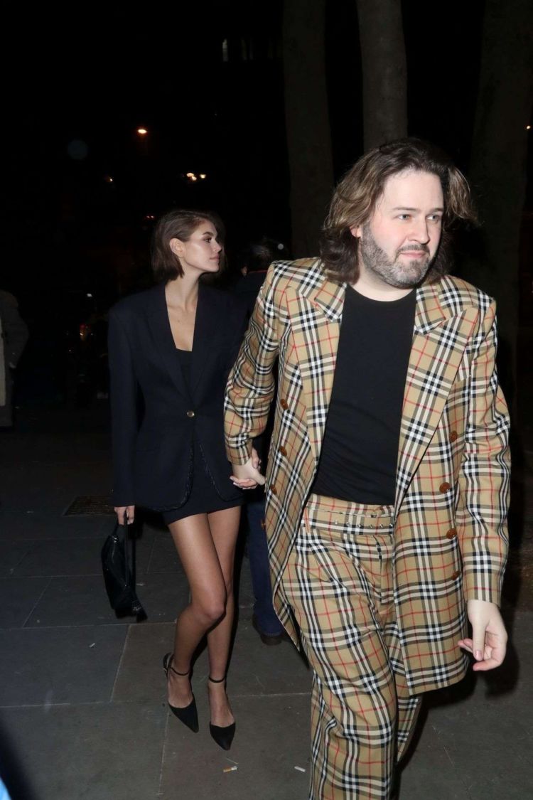 Kaia Gerber Candids While Arriving At The LOVE Magazine LFW Party