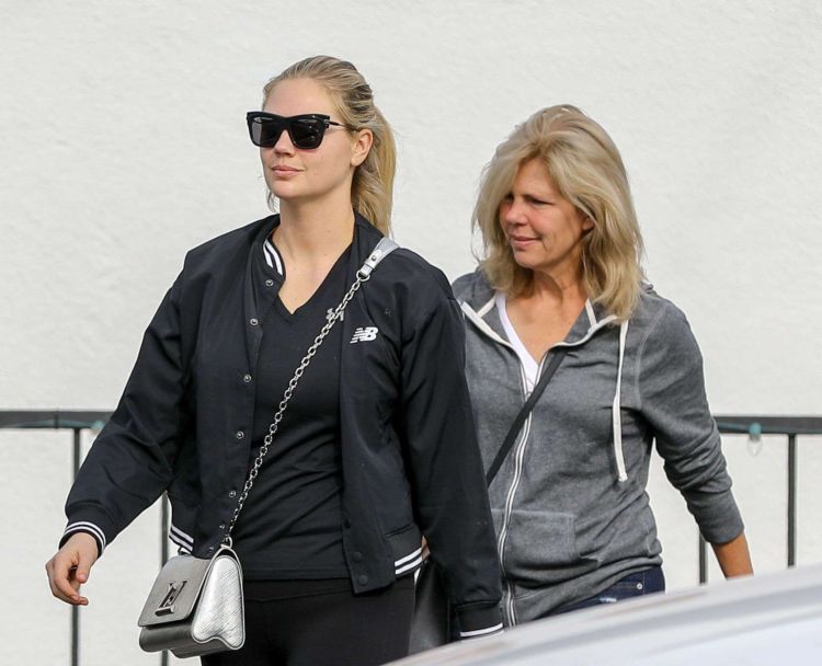 Kate Upton Spotted Outside A Gym In Beverly Hills