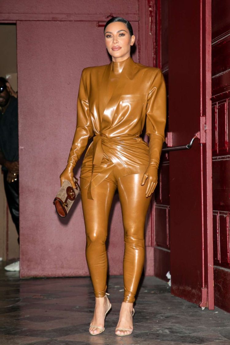 Kim Kardashian Candids Outside K West's Sunday Service at Theatre Des Bouffes Du Nord In Paris
