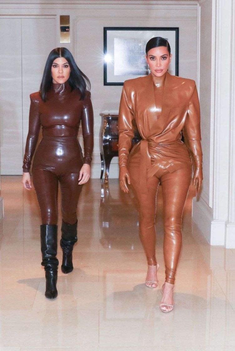 Kim Kardashian Candids Outside K West's Sunday Service at Theatre Des Bouffes Du Nord In Paris