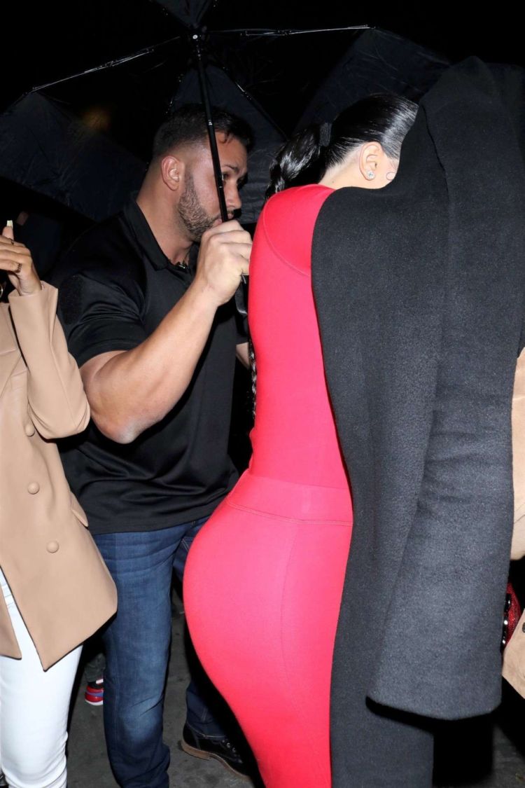 Kylie Jenner Candids In Red At The Nice Guy In West Hollywood