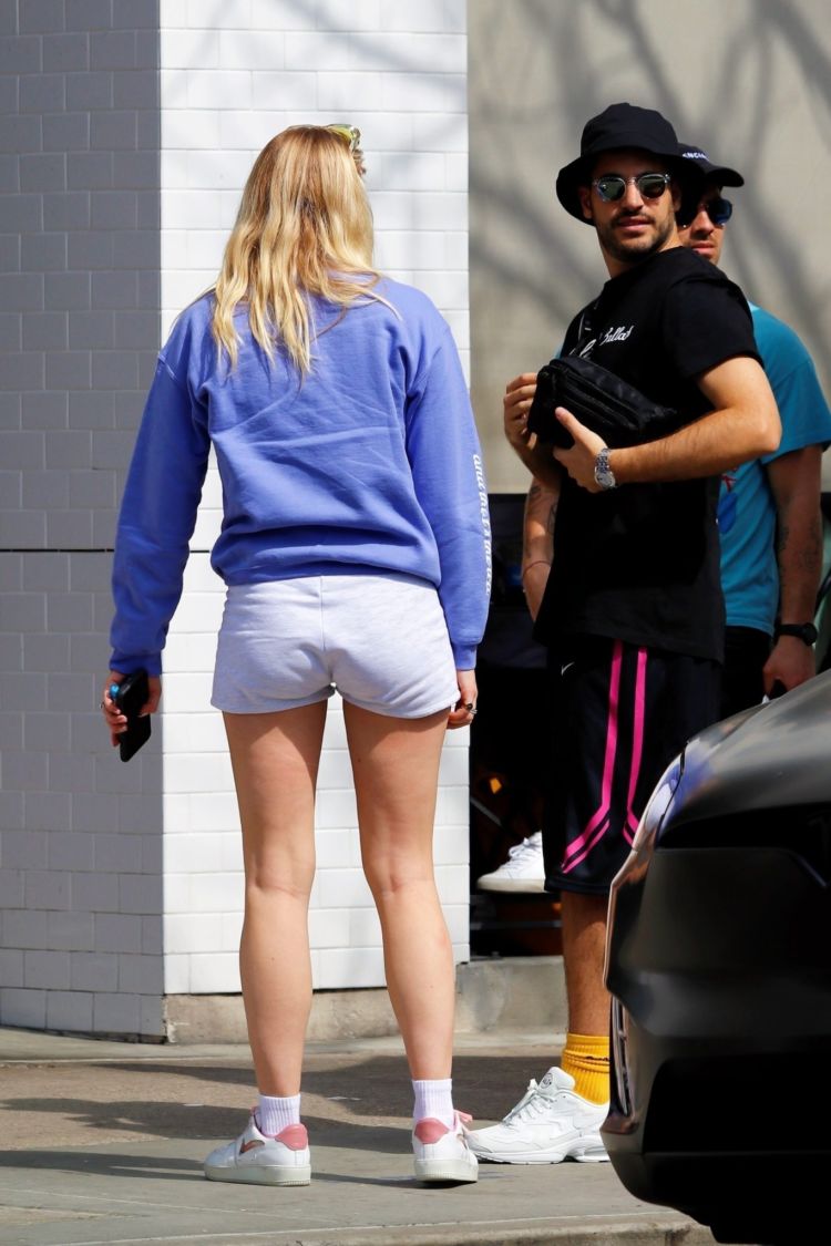 Sophie Turner Out On A Lunch Date In Studio City
