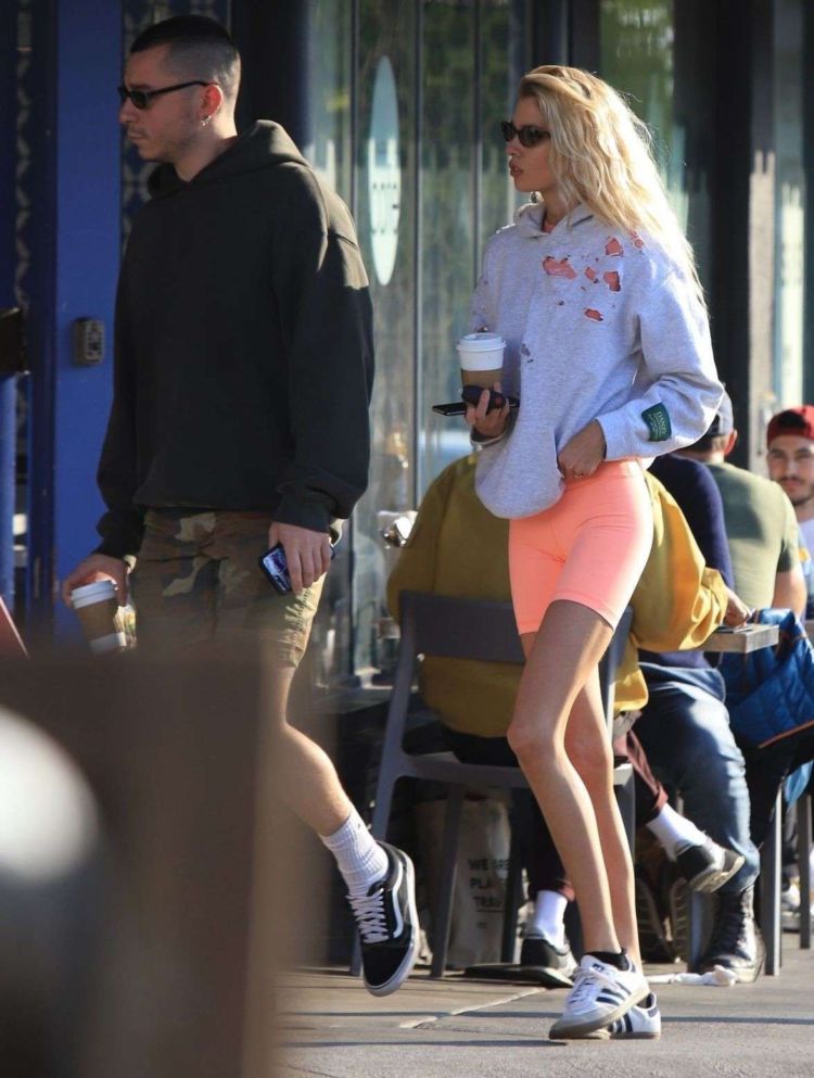 Stella Maxwell Candids In Leggings Out In Los Angeles
