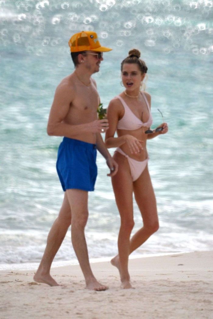 Anne Winters On A Bikini Vacation At The Beach In Tulum