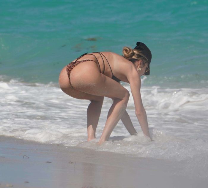 Candice Swanepoel Vacationing In A Bikini On The Beach In Miami