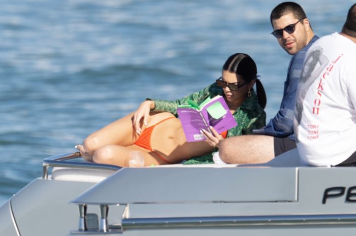 Kendall Jenner Candids In Bikini On A Yacht In Miami