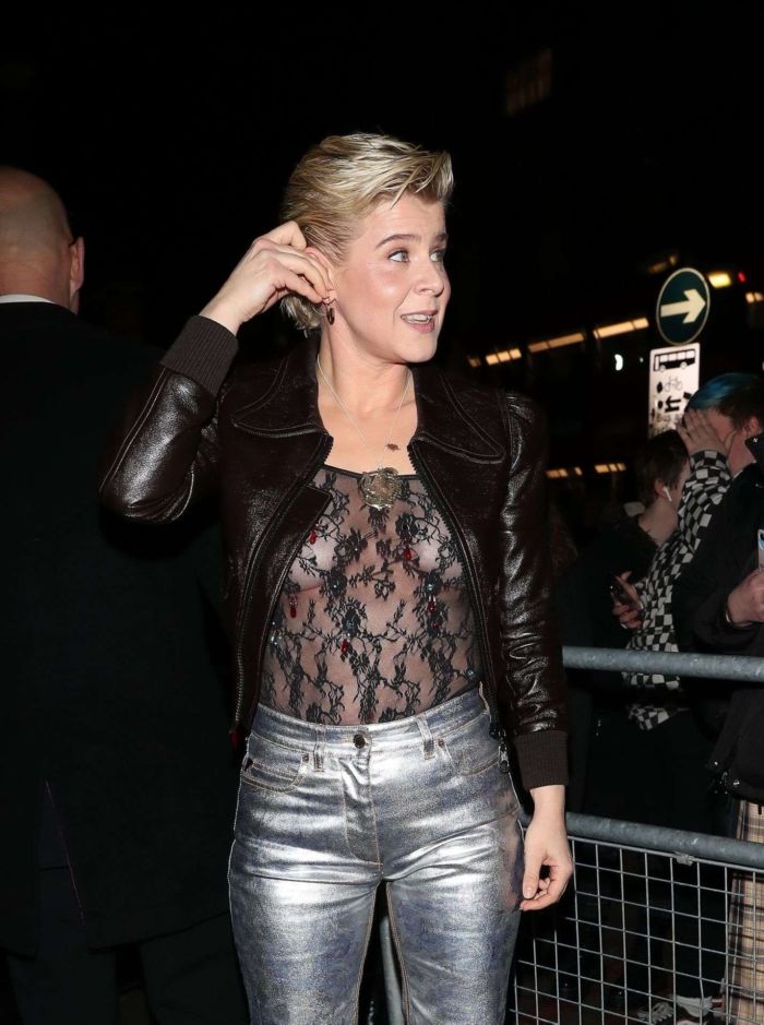 Robyn Arrives At The NME Awards With Her Friend